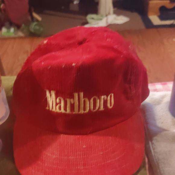 Marlboro Red Corduroy Cap - Picture 1 of 1